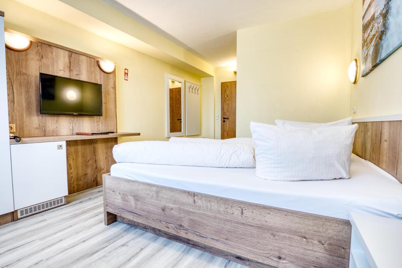 Hotel Kiebitz An Der Ostsee Börgerende-Rethwisch Esterno foto