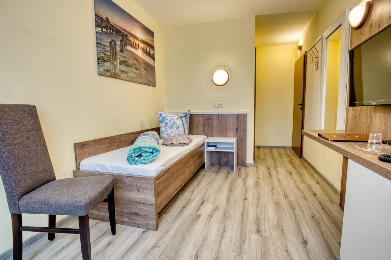 Hotel Kiebitz An Der Ostsee Börgerende-Rethwisch Esterno foto